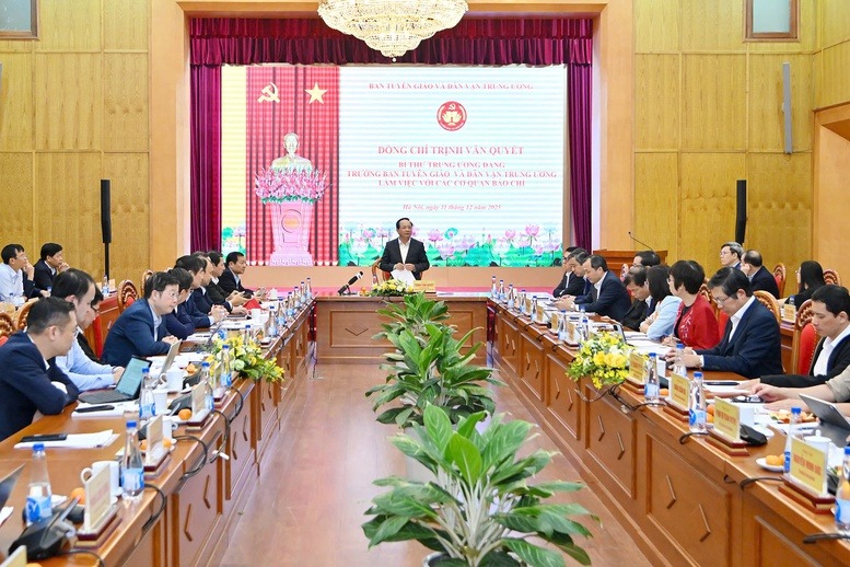 bao chi phai lam ro tam nhin cua dang nhung thanh tuu sau 40 nam doi moi khat vong phat trien cua da