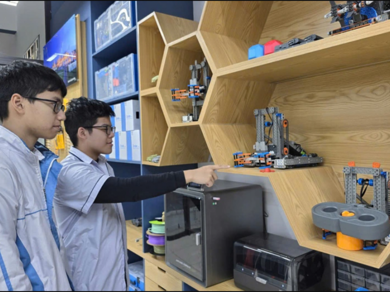 gioi thieu phong stem moi tai truong lam son thanh hoa